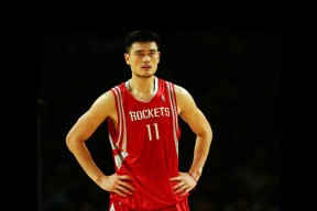 万博体育manbet app-Karsa野区对决与内马尔激战曼联，双线博弈悬念未解